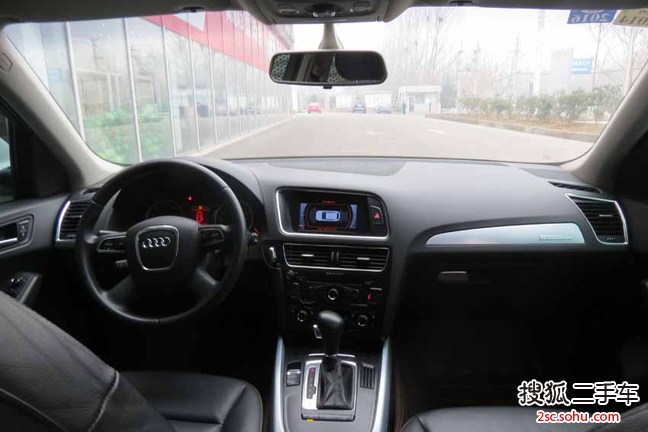 一汽大众(奥迪) Q5 2012款 2.0TFSI quattro 手自一体 舒适型 SUV    