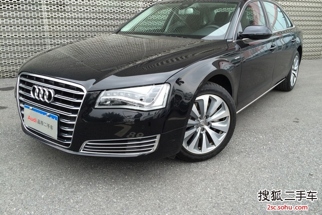 奥迪（进口） A8L 2013款  40 hybrid 手自一体 混合动