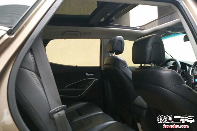 北京现代 胜达 2013款 2.4 手自一体 智能型 两驱 SUV                 