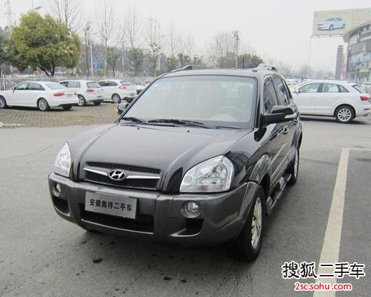 北京现代 途胜 2009款 2.0 手动 舒适型 SUV                      
