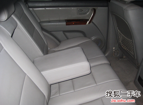起亚（进口） 索兰托 2010款 2.4 手自一体 至尊版 SUV                 