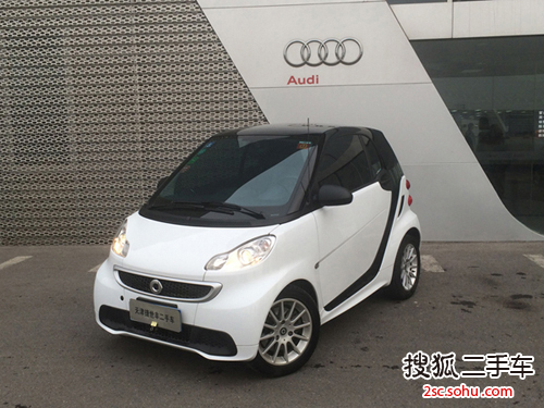 Smart Smart fortwo 2012款 1.0L 手自一体 硬顶舒适版 两厢