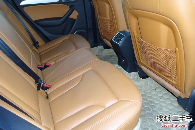 一汽大众(奥迪) Q3 2015款 35 TFSI 手自一体 舒适型 SUV            