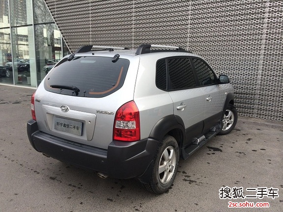 北京现代 途胜 2005款 2.0 自动 舒适型 GL 2WD SUV   
