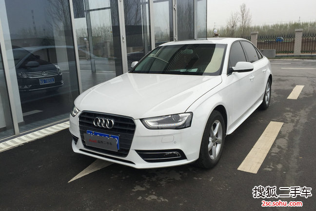 一汽大众(奥迪) A4L 2015款 35TFSI 手自一体 舒适型 三