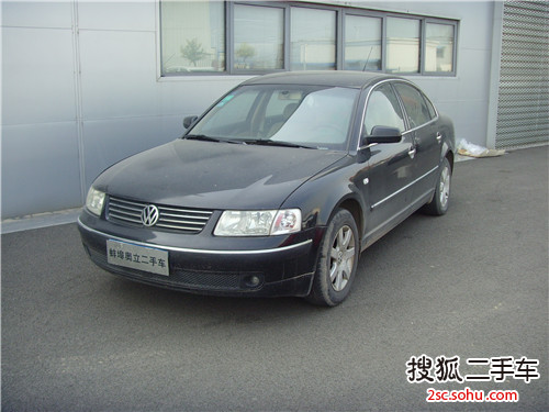 上海大众 帕萨特 2005款 1.8T 手动 经典版 三厢      