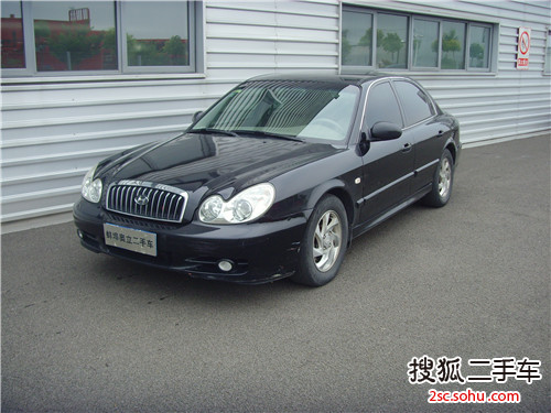 北京现代 索纳塔 2003款 2.0 自动 豪华型 GLS 三厢   