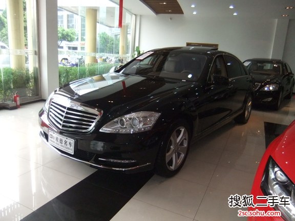 奔驰S350L-3.5-A/MT-V6-BlueEFFICIENCY-4MATIC四驱