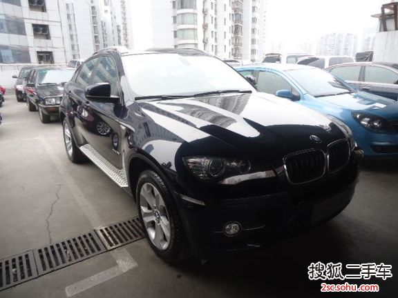 宝马X6-xDrive35i-3.0-A/MT四驱豪华型