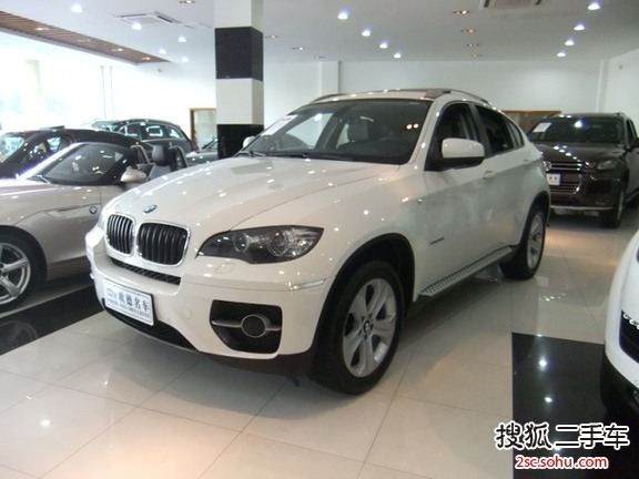 宝马X6-xDrive35-3.0T-A/MT豪华型