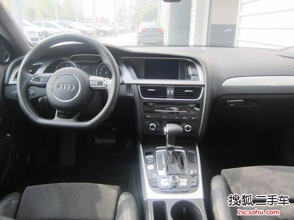 奥迪A4L-2.0T-CVT/MT-FSI运动型(国Ⅳ)