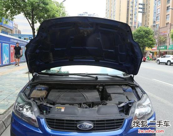 成都-福特福克斯兩廂2009款1.8l 自動時尚型