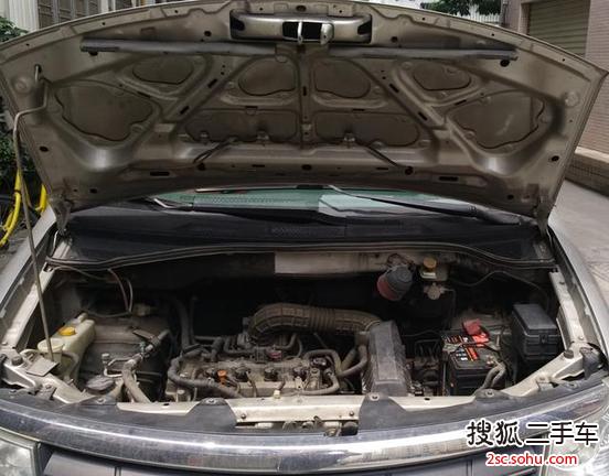 深圳二手東風鄭州日產帥客2013款改款 1.5l 手動舒適型7座 國iv 3.