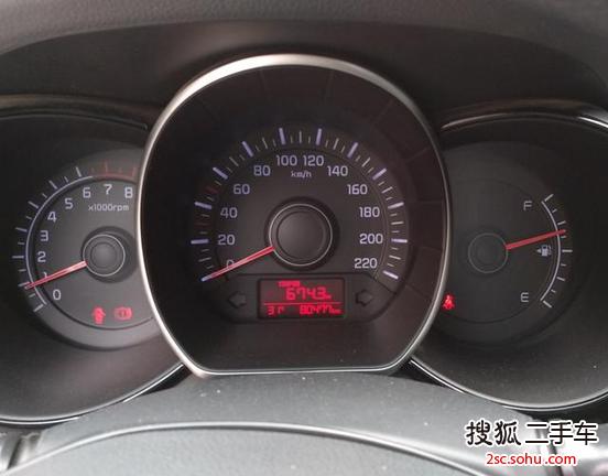 東莞-起亞k2三廂2015款1.4l mt gls