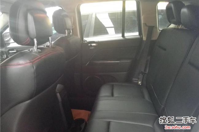 Jeepָ20112.4 
