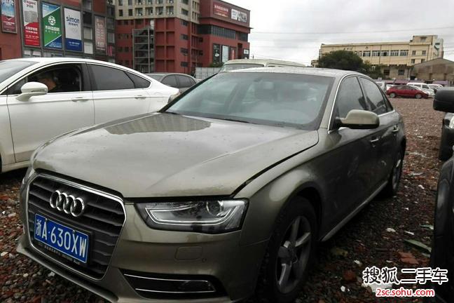 奥迪A4L2013款35 TFSI 自动技术型