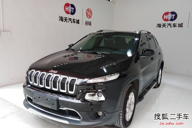 Jeep自由光2016款2.4L 专业版智能包