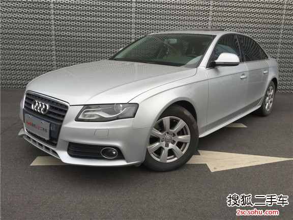 奥迪 A4L 10款 2.0TFSI 标准型