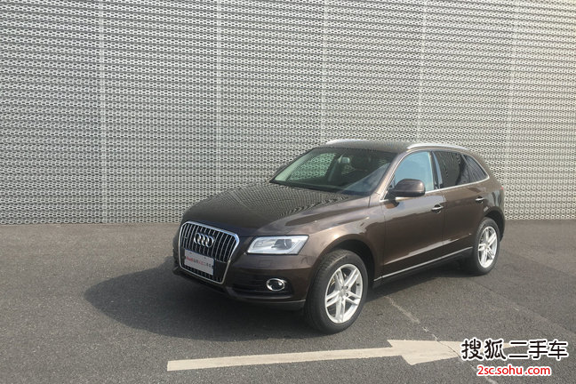 奥迪 Q5 15款 40 TFSI 舒适型