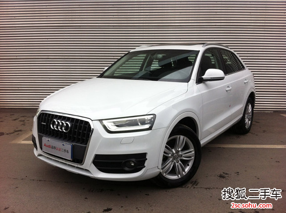 奥迪Q32015款35 TFSI 舒适型