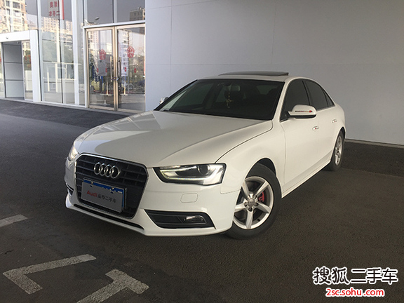 奥迪 A4L 13款 35 TFSI 自动舒适型